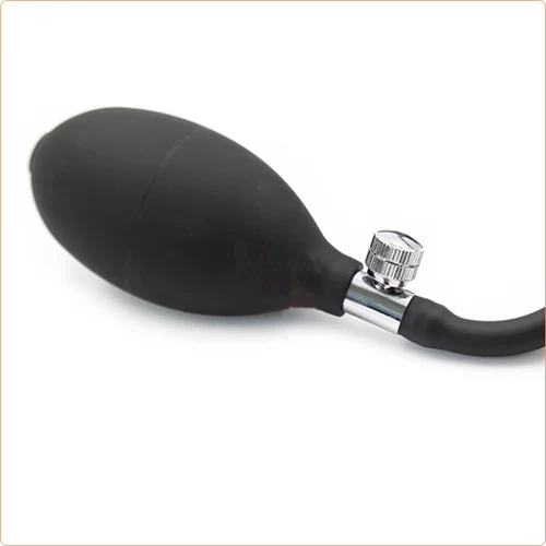 TÄISPUHUTAV BUTT DILDO