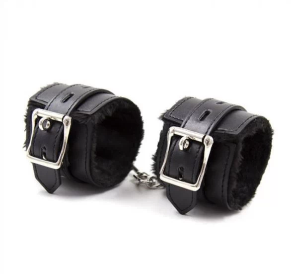 Black Premium Fur Lined Bracelet