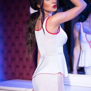 chilirose nurjatud arsti kostüüm