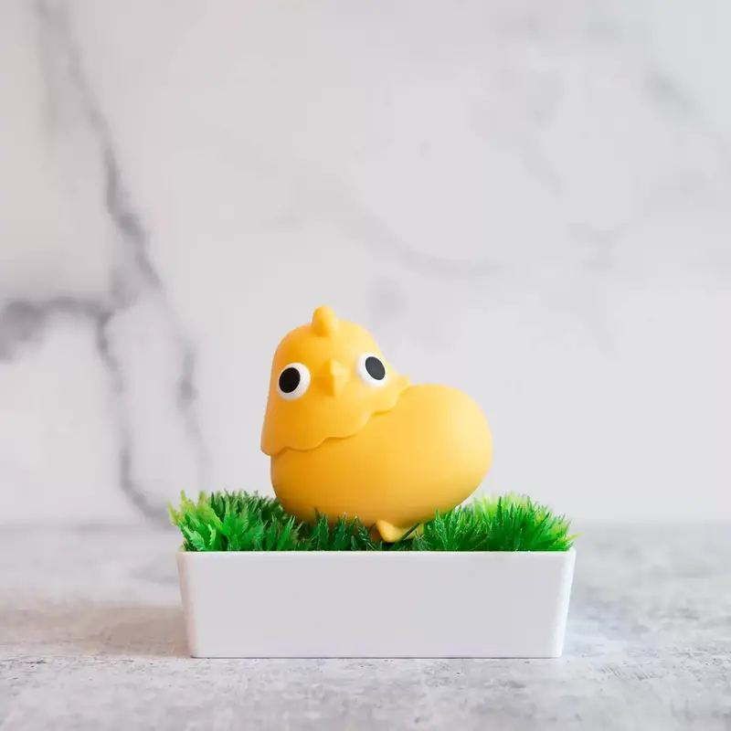 Emojibator - CHICKIE Vaakum Lelu - Image 2