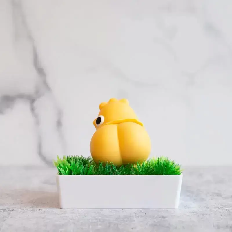 Emojibator - CHICKIE Vaakum Lelu - Image 3