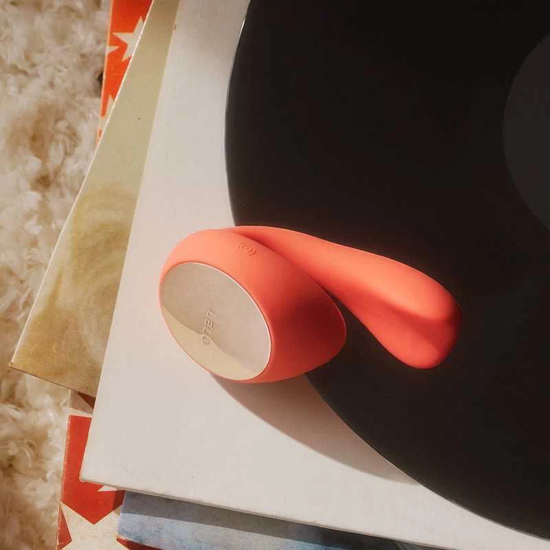 Lelo - Ida Wave Dual Stimulation Massager Coral Red