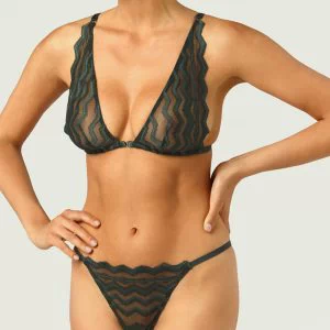 Muse Margot Triangle rinnahoidja