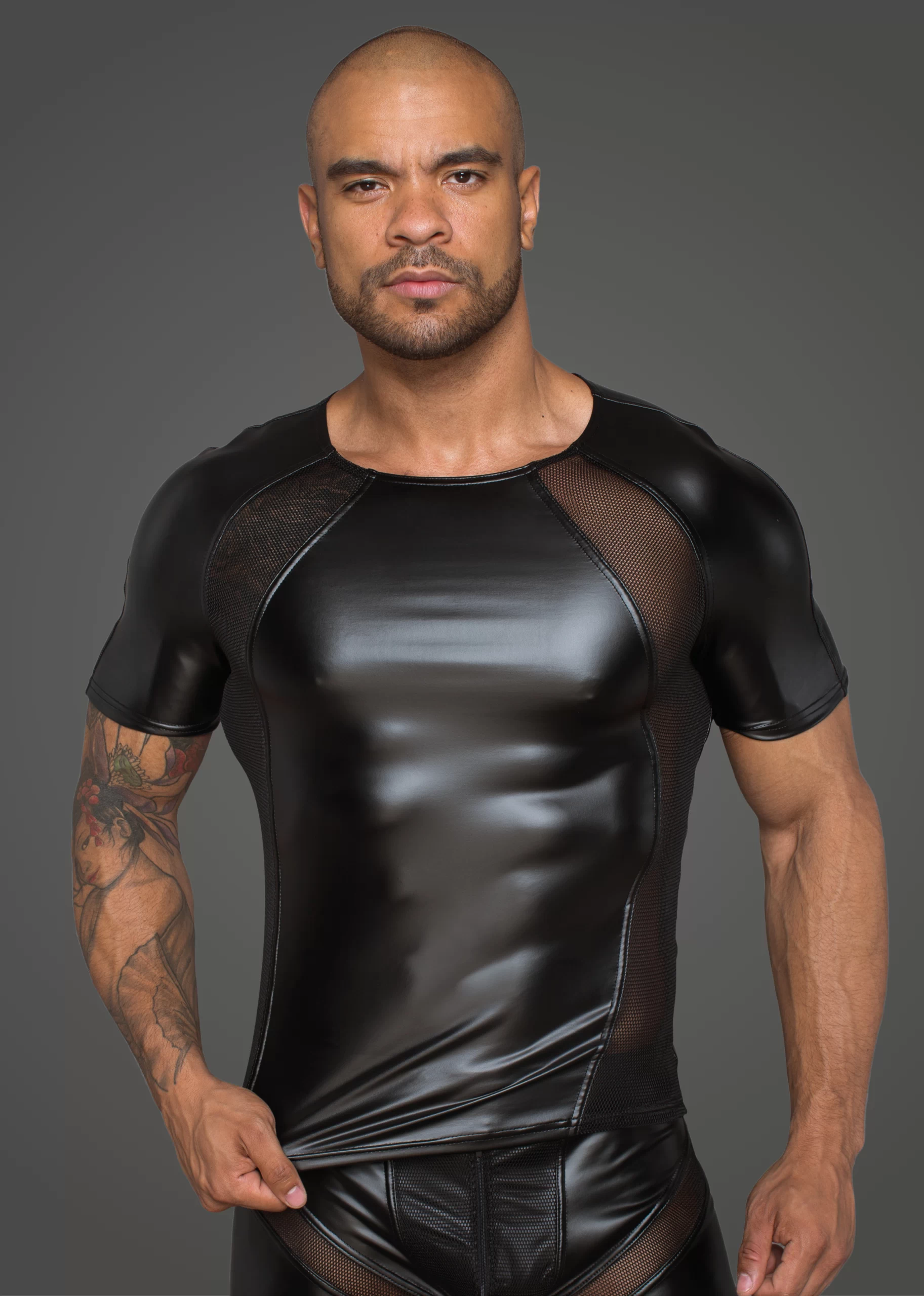 Noir Rebellious T-särk H056