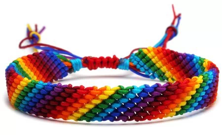 Rainbow Pride kootud käevõru