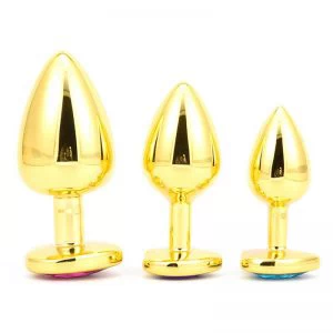 Südamekujulise kristalliga anaaltapp