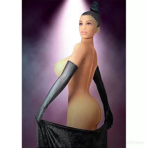 Tõmmu elusuuruses seksnukk Kitty