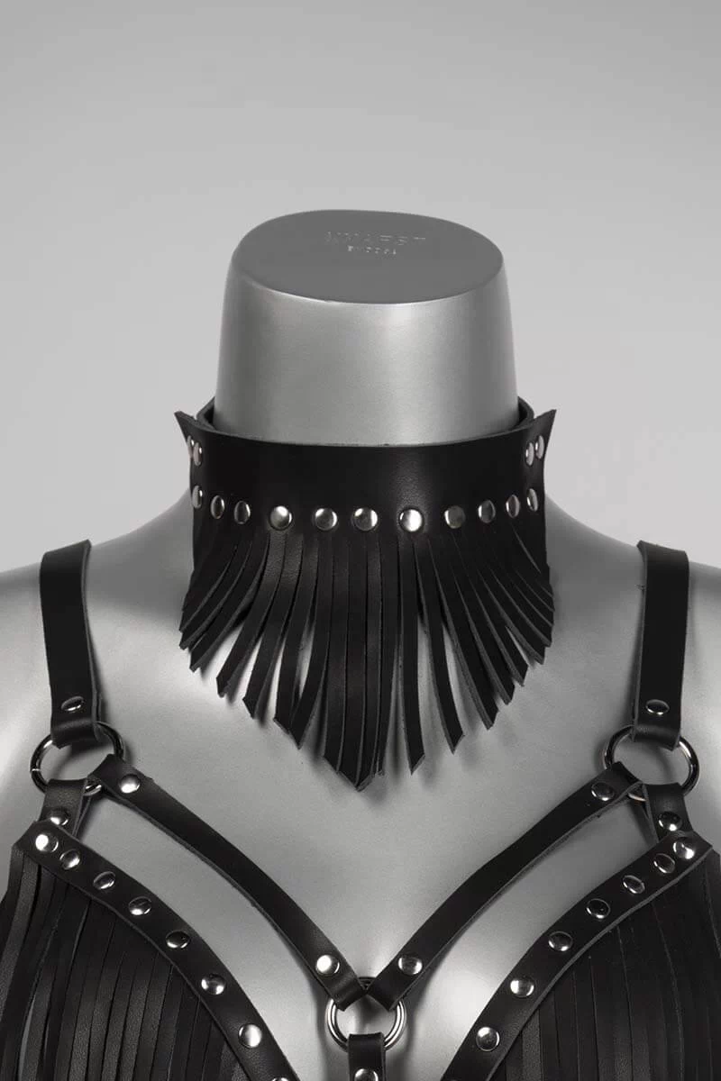 Voyeur X Fringe Collar HARL007