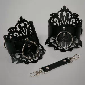 Voyeur X Handcuffs Lucy