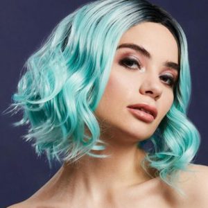 Fever Kourtney heleroheline/must parukas