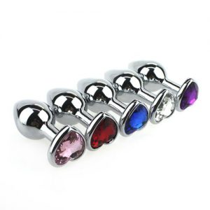 Südamekujulise kristalliga anaaltapp