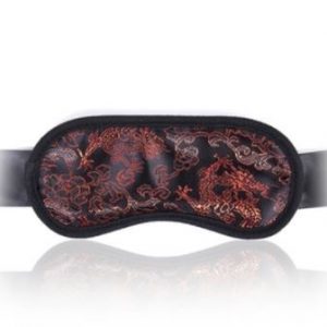 Universaalne silmaklapp